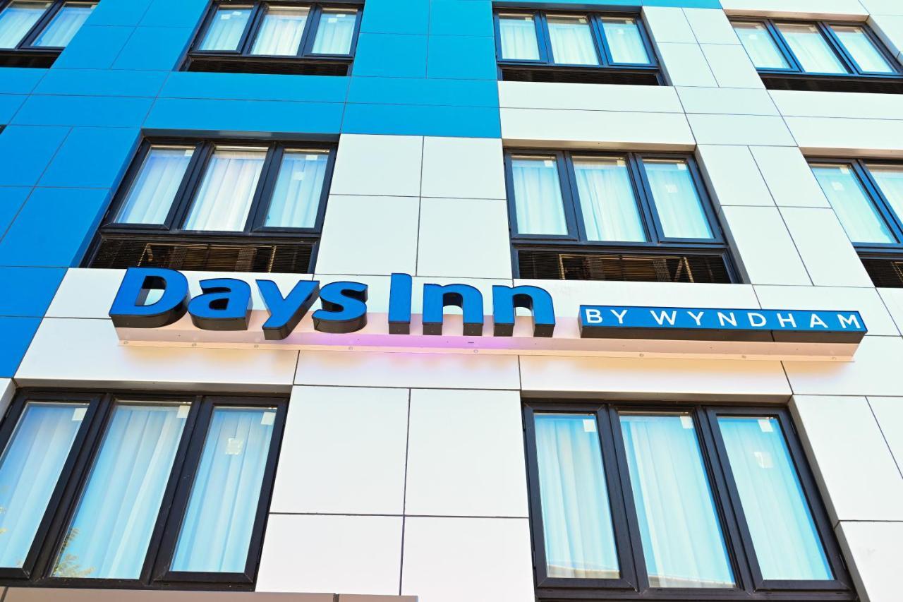 Days Inn By Wyndham Bronx Nyc Nueva York Exterior foto
